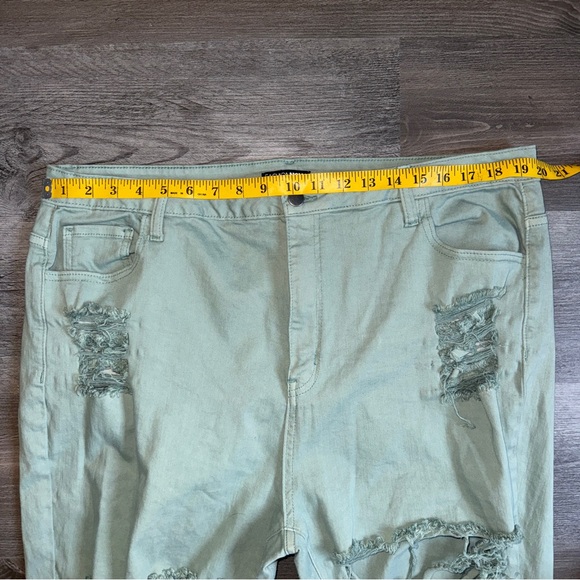 Fashion Nova Fray What You Mean Flare Leg Jeans 20 - Picture 7 of 10